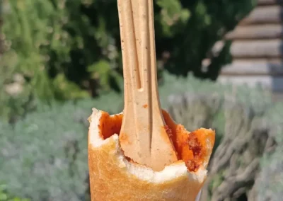Dégustation d'un cornet au chili con carne